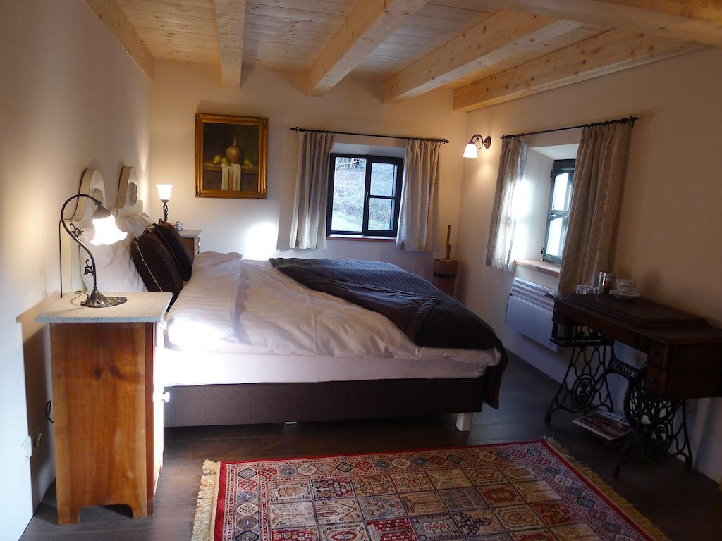 Heuholzmuehle Privatzimmer Elixhausen Rom bilde